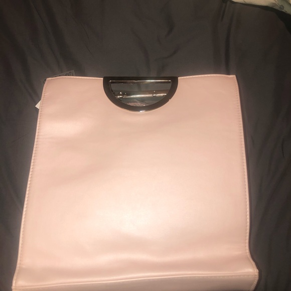 Pink Tote 💗 with a Silver Handle - Picture 4 of 5